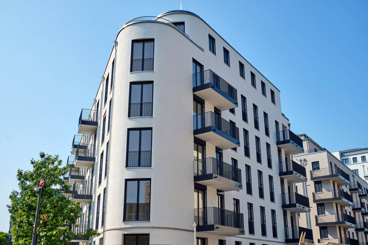 Lückenschließung-Friedrichshain: Baugrundstück-1.200 m² möglicher NGF und Projektierung zu VERKAUFEN, 12047 Berlin (Neukölln Kolonie Freie Stunde)