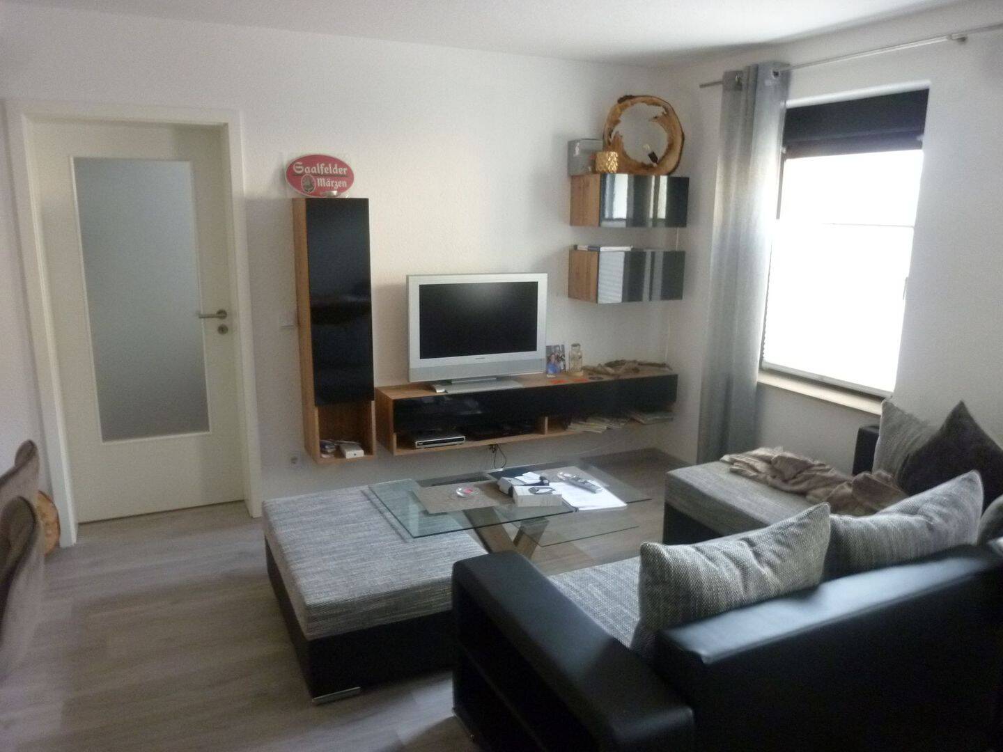 2 Raum Wohnung mit gehobener Ausstattung im Stadtzentrum von Saalfeld, 7318 Saalfeld/Saale