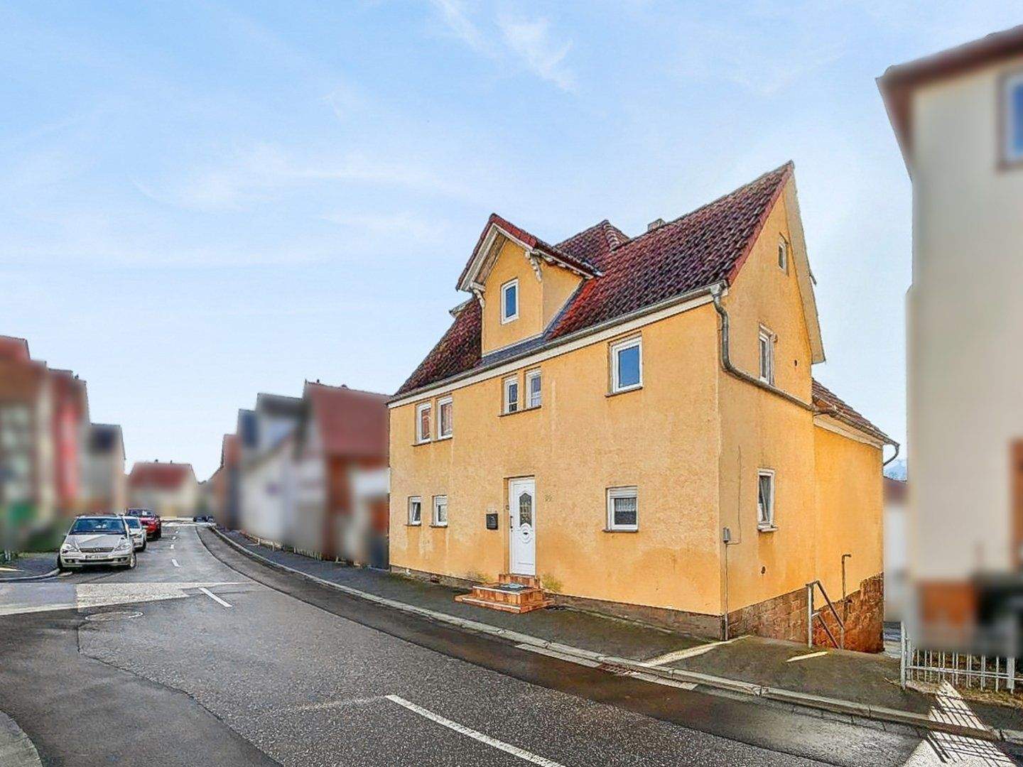 Charmantes, denkmalgeschütztes Einfamilienhaus im Herzen von Leidenhofen, 35085 Ebsdorfergrund