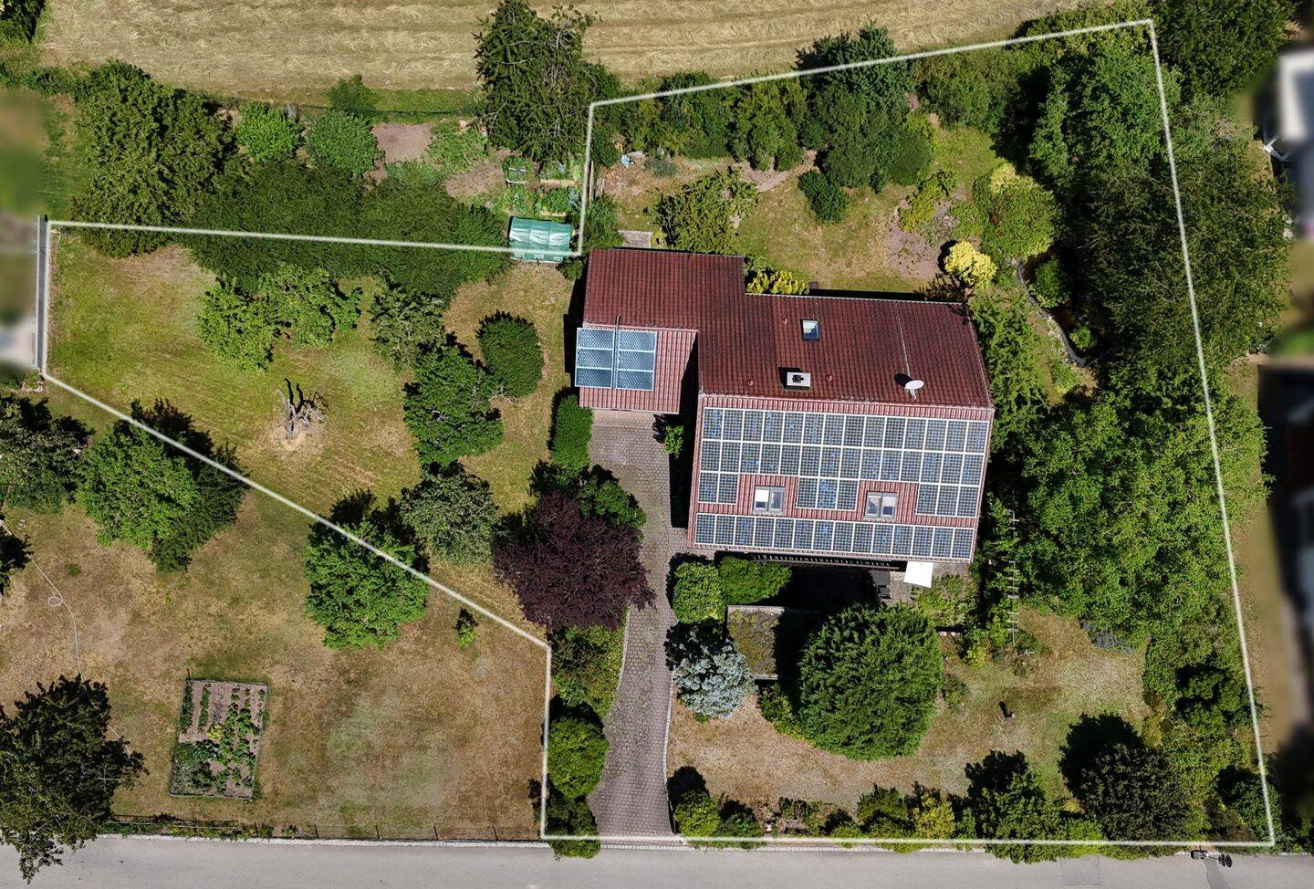 Großes Grundstück in exklusiver Wohnlage von Cadolzburg zur Neubebauung (unsere Objektnummer: 77WH26CG), 90556 Cadolzburg