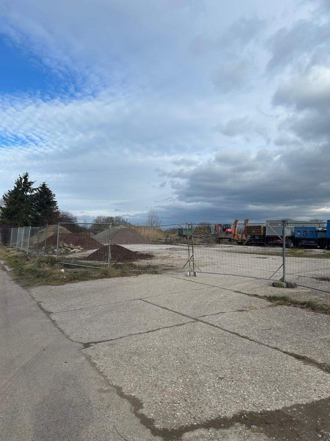 Günstig bepreistes Grundstück, ca. 7.430 qm, in Edesheim bei Landau/Pfalz zu verkaufen, 67483 Edesheim
