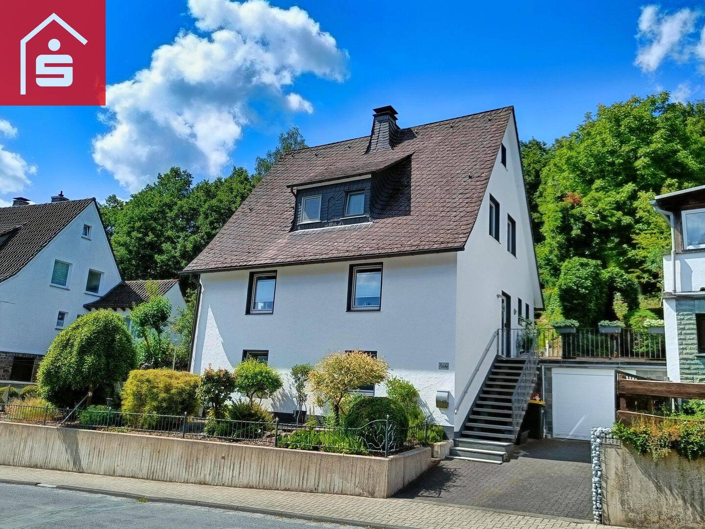 Charmantes Einfamilienhaus in Schmallenberg-Gleidorf sucht neuen Besitzer!, 57392 Schmallenberg