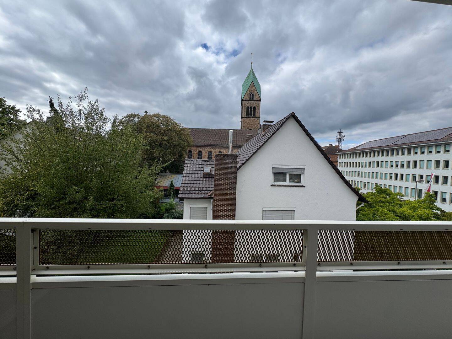 Moderne 2-Zimmer-Wohnung mit Balkon in Kassel Mitte, 34117 Kassel