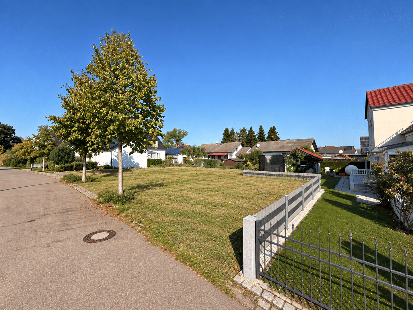 Sonniges Baugrundstück ohne Bauzwang, 85107 Baar-Ebenhausen
