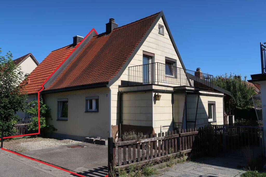 Doppelhaushälfte zum Herrichten, Landshut, 84032 Landshut (Industriegebiet Wolfgang)