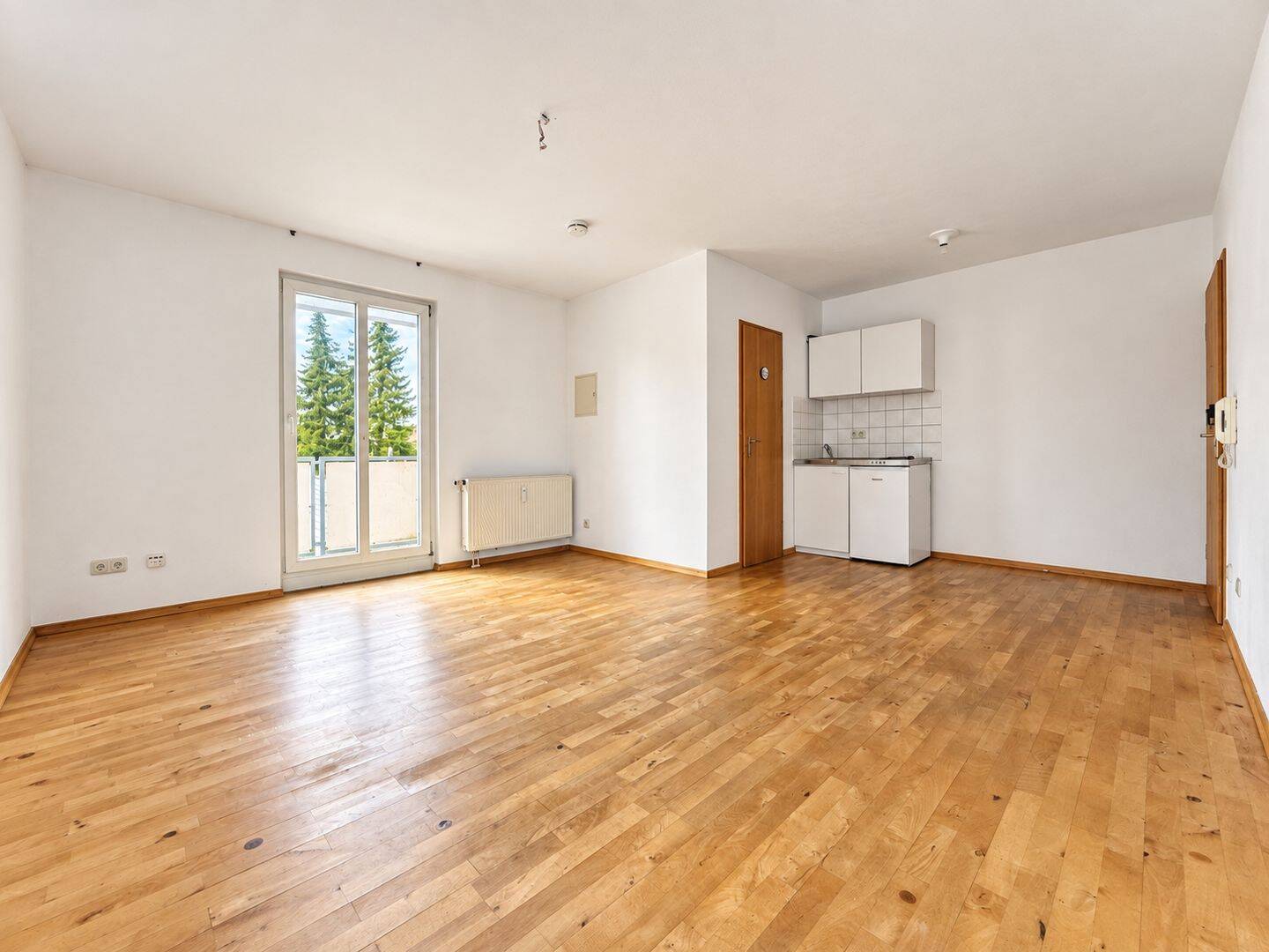 Kompakte 1-Zimmer-Wohnung mit West-Balkon in zentraler Lage von Erlangen, 91052 Erlangen (Anger Erlangen-Ost Erlangen-Süd Innenstadt)