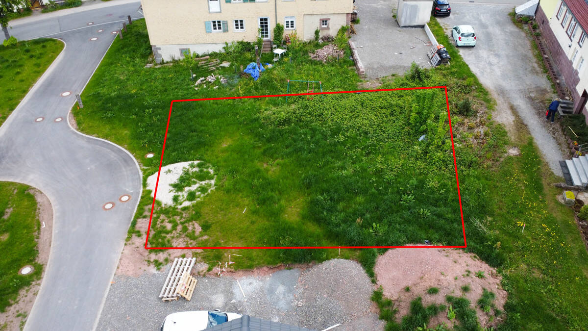 Jetzt schnell ins Eigenheim! Baugrundstück in Dobel, 75335 Dobel
