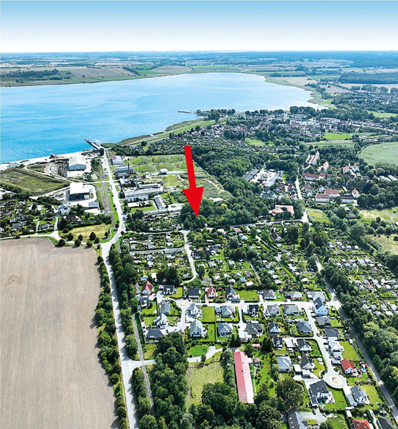 Grundstück 17493 Universitäts- und Hansestadt Greifswald OT Ladebow, Thomas-Mützer-Straße, westlich an Nr. 10, 17493 Greifswald