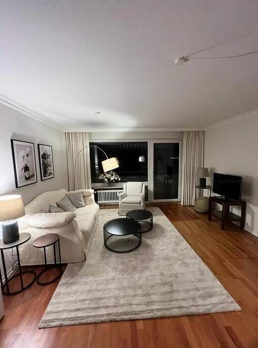 Mietwohnung, 3 Zimmer, 95 m², in München, 80797 München (Maxvorstadt Milbertshofen-Am Hart Neuhausen-Nymphenburg Schwabing-West)