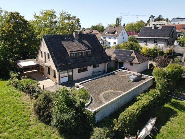 Einfamilienhaus mit Schwimmbad in bester Lage von Radolfzell – Halbinsel Mettnau – bezugsfrei, 78315 Radolfzell am Bodensee