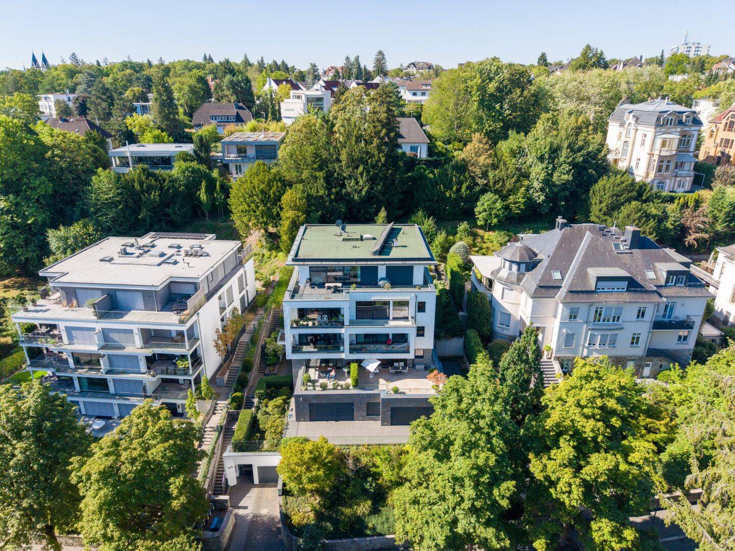 Wiesbaden-Nerotal: Exklusive 4 Zimmer-Eigentumswohnung mit Blick auf den Neroberg, 65193 Wiesbaden (Sonnenberg Wiesbaden)