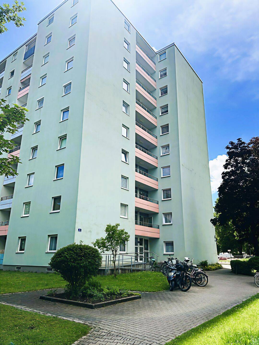Attraktive 3-Zimmer-Eigentumswohung in einem angenehmen Wohnambiente in Rosenheim, 83022 Rosenheim (Happing Innenstadt Ost Süd West)