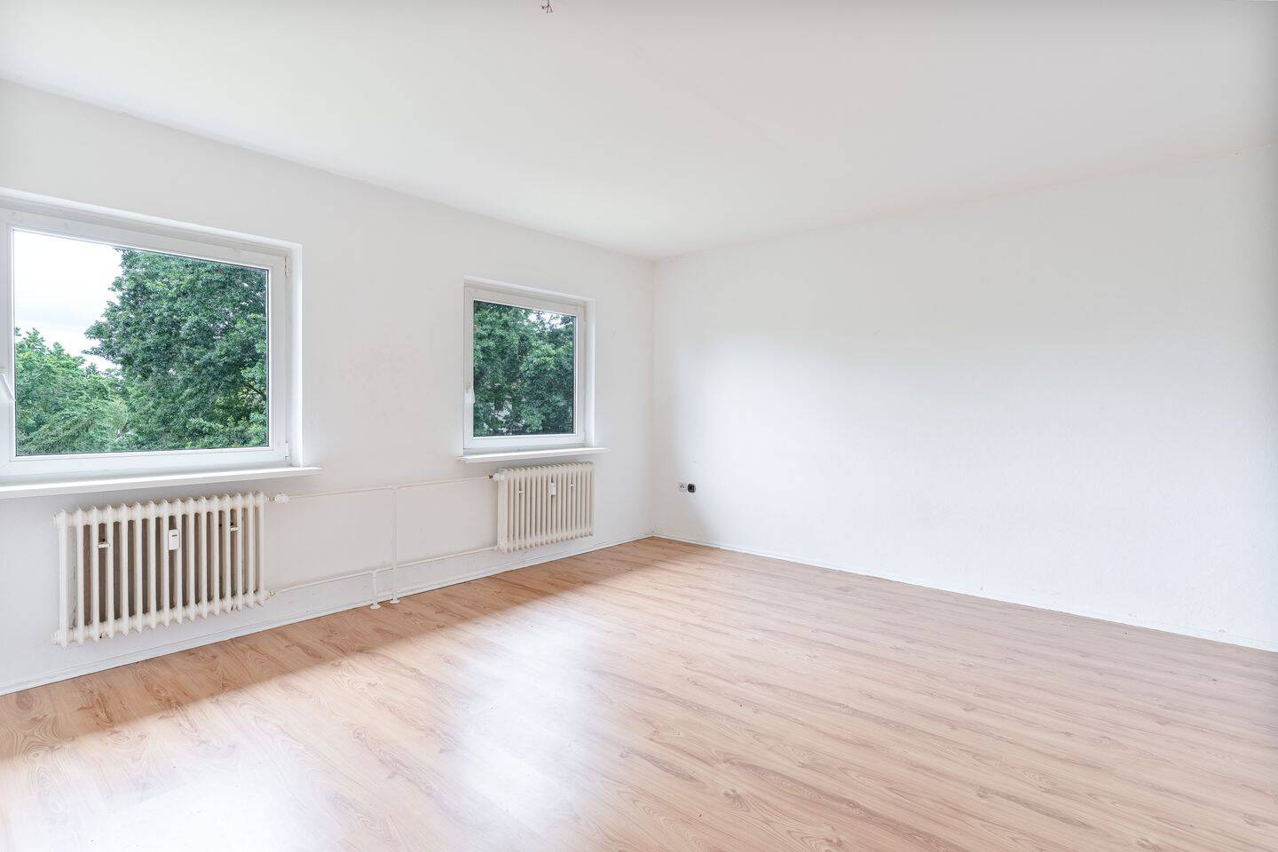 Vielseitige 4-Zimmer-Wohnung mit modernisiertem Wohngefühl in Charlottenburg, 10589 Berlin (Charlottenburg-Wilmersdorf Charlottenburg Kolonie Gerickes Hof)