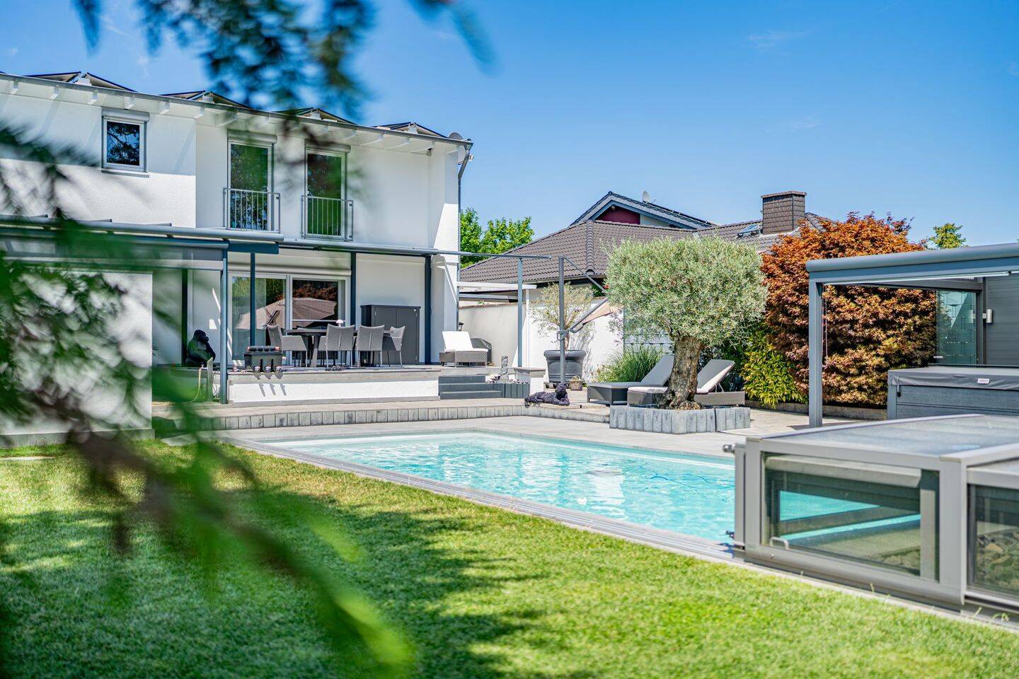 Private Resort-Oase – Exklusive Villa mit außergewöhnlichem Außenbereich, 63322 Rödermark