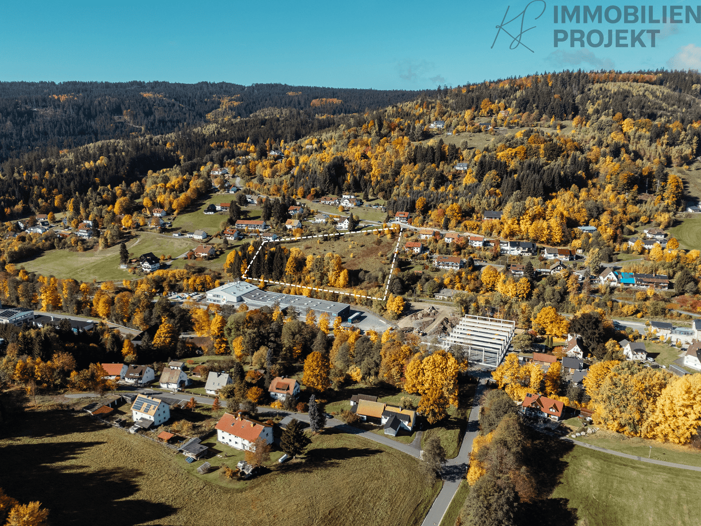 Sonniges Baugrundstück in Südhanglage 8.619m² bebaubar mit EFH – DHH – RHH – Villa im Naturpark, 95485 Warmensteinach