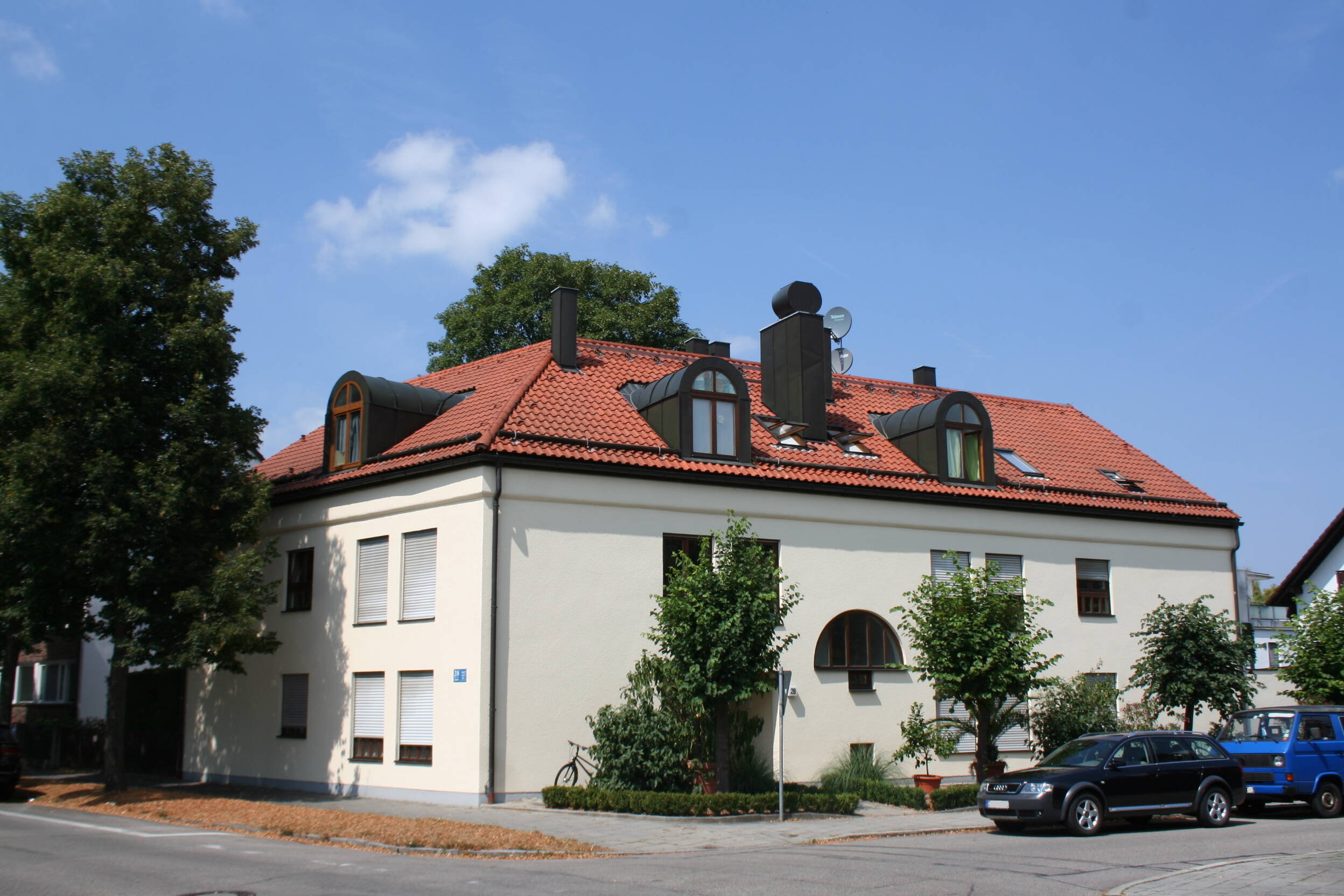 Gepflegte 2-Zimmer Erdgeschosswohnung in Pasing mit Terasse, 81241 München (Aubing-Lochhausen-Langwied Pasing-Obermenzing)