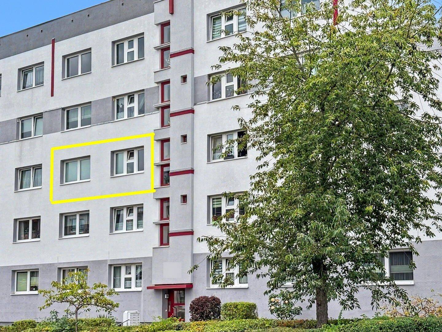 Charmante 4-Zimmer-Wohnung in Top-Lage von Neubrandenburg, 17036 Neubrandenburg