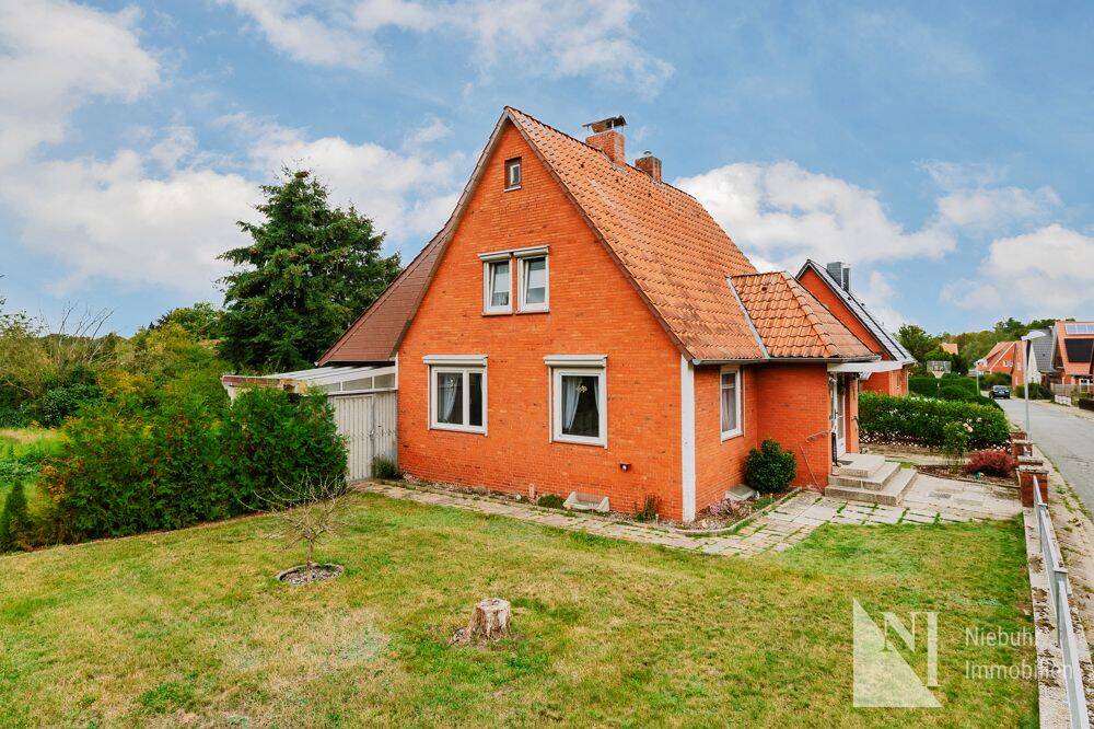 Charmantes Einfamilienhaus mit großem Grundstück in beliebter Lage von Lüne-Moorfeld, 21337 Lüneburg