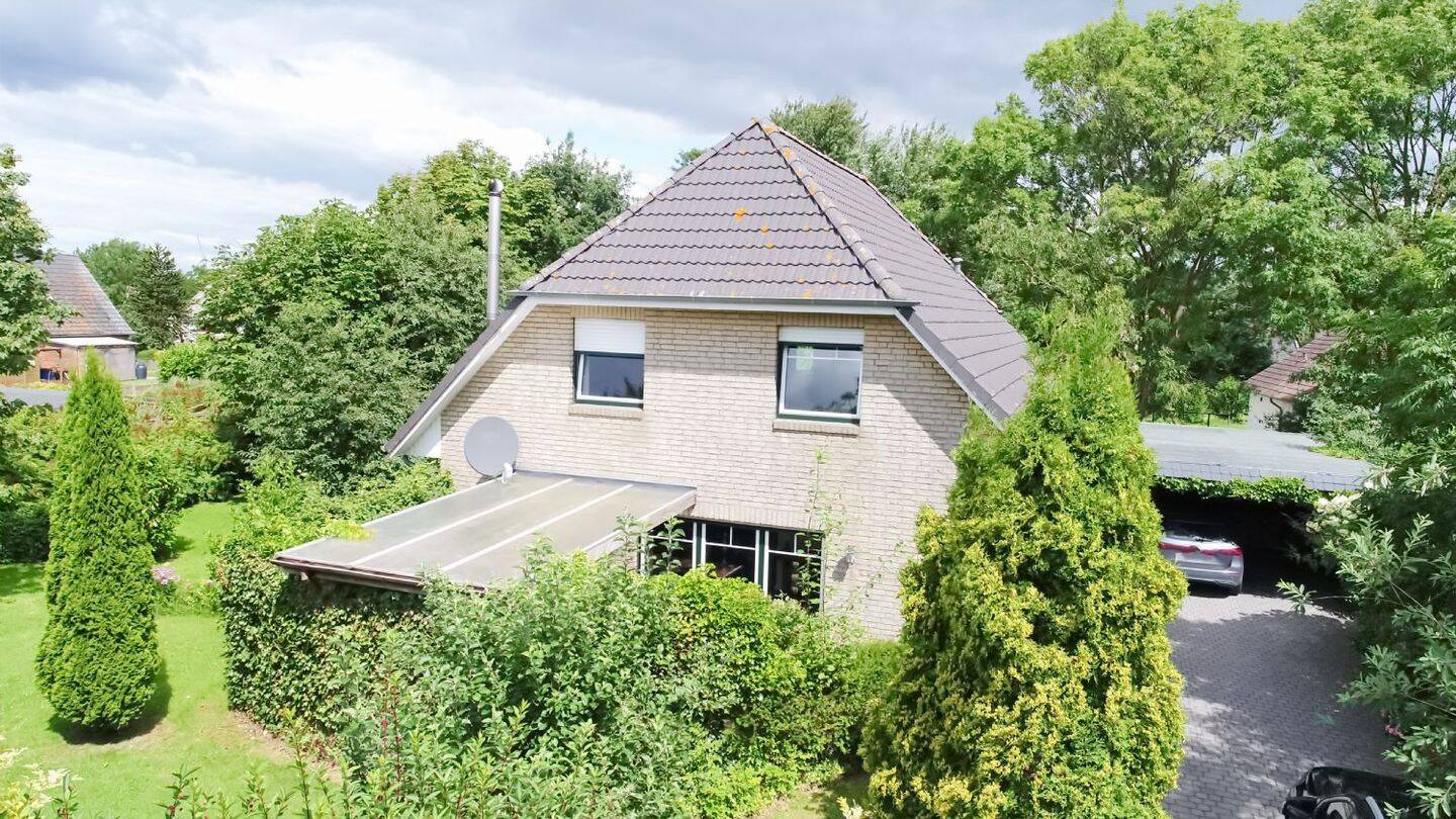 Niedrigenergie-Traum nahe der Nordsee: Großzügiges Vario-Self-Haus mit 900m² Grundstück, Kamin & 2 Terrassen!, 25764 Norddeich