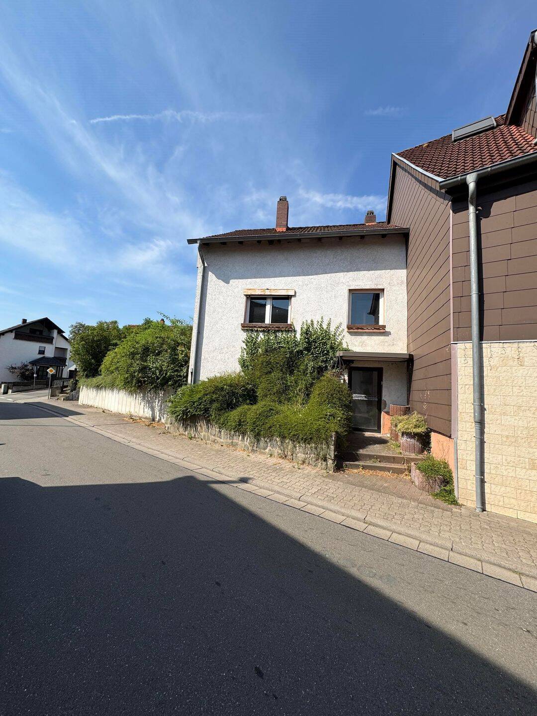 Schallodenbach – Renovierungsbedürftiges Einfamilienhaus mit Garage, 67701 Schallodenbach