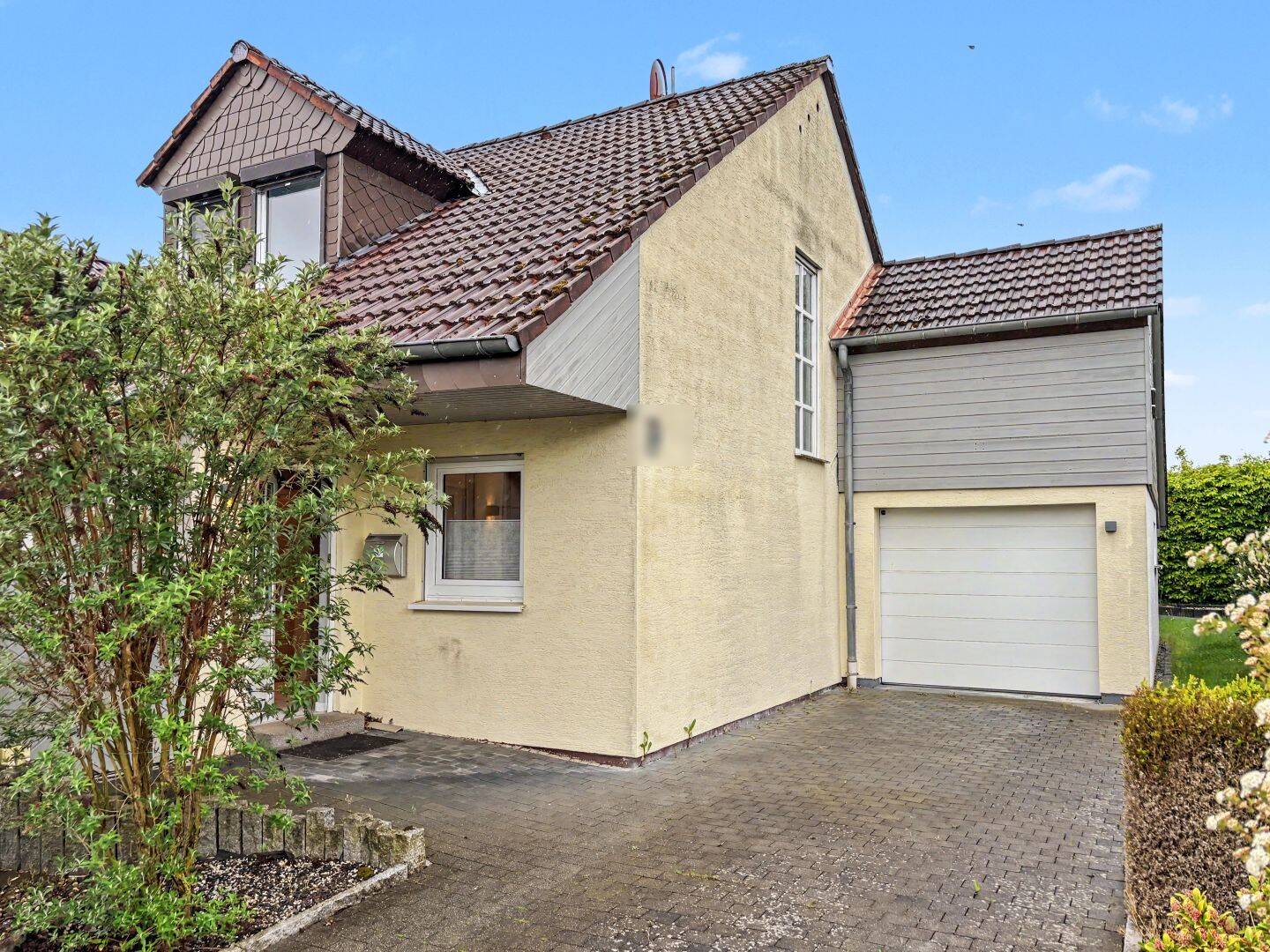 Charmantes Reihenendhaus auf großzügigem Grundstück in Vellmar – sofort bezugsbereit, 34246 Vellmar (Hof Mondschirm)