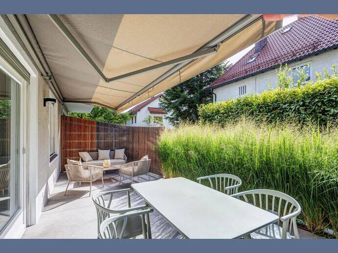 Möbliert: Erstbezug nach Renovierung und Möblierung, 81545 München (Untergiesing-Harlaching)