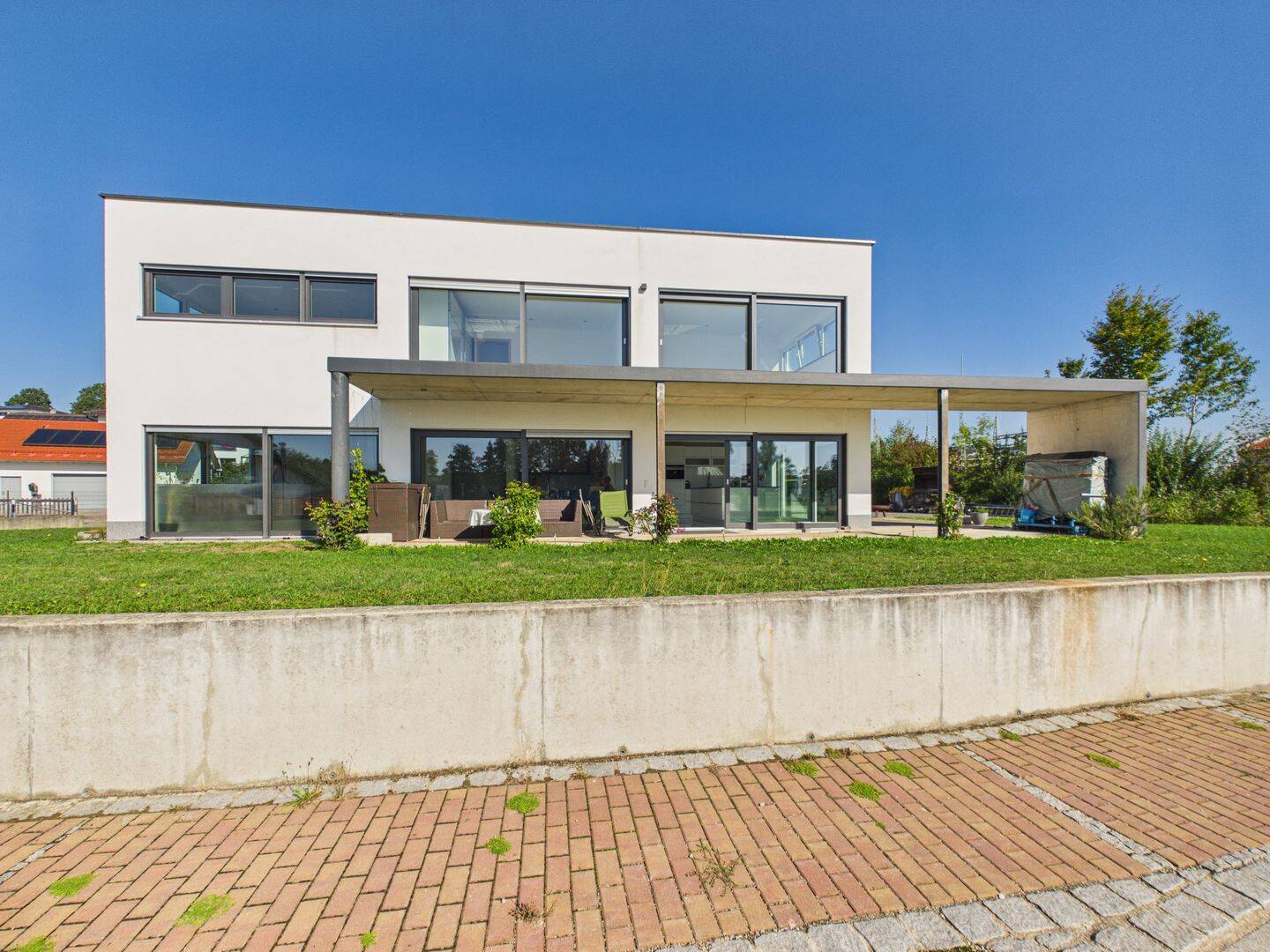 Ein Zuhause der Extraklasse – neuwertiges Einfamilienhaus mit hochwertiger Ausstattung!, 84088 Neufahrn i. NB