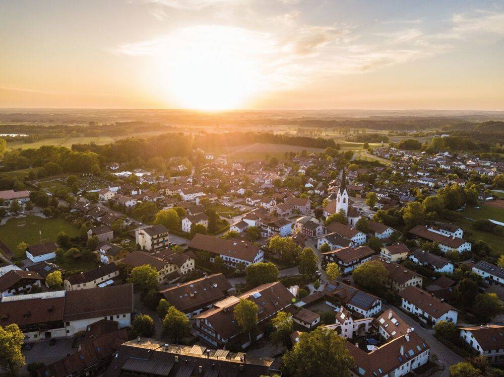 Attraktives Baugrundstück in Amerang/Kammer zu Bebauung für ein Einfamilienhaus, 83123 Amerang