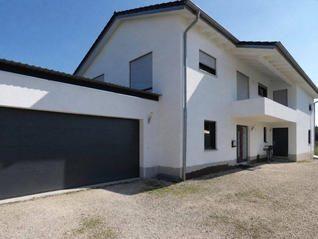 Einfamilienhaus mit ELW- ruhig gelegen in zweiter Reihe –, 89407 Dillingen a.d. Donau
