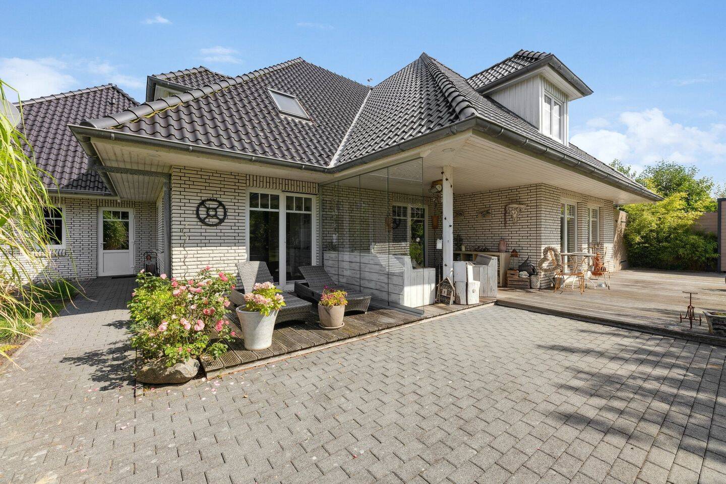 Perfekte Work-Life-Balance | Exklusives Wohn-/ und Geschäftshaus im Gewerbegebiet von SPO, 25826 Sankt Peter-Ording