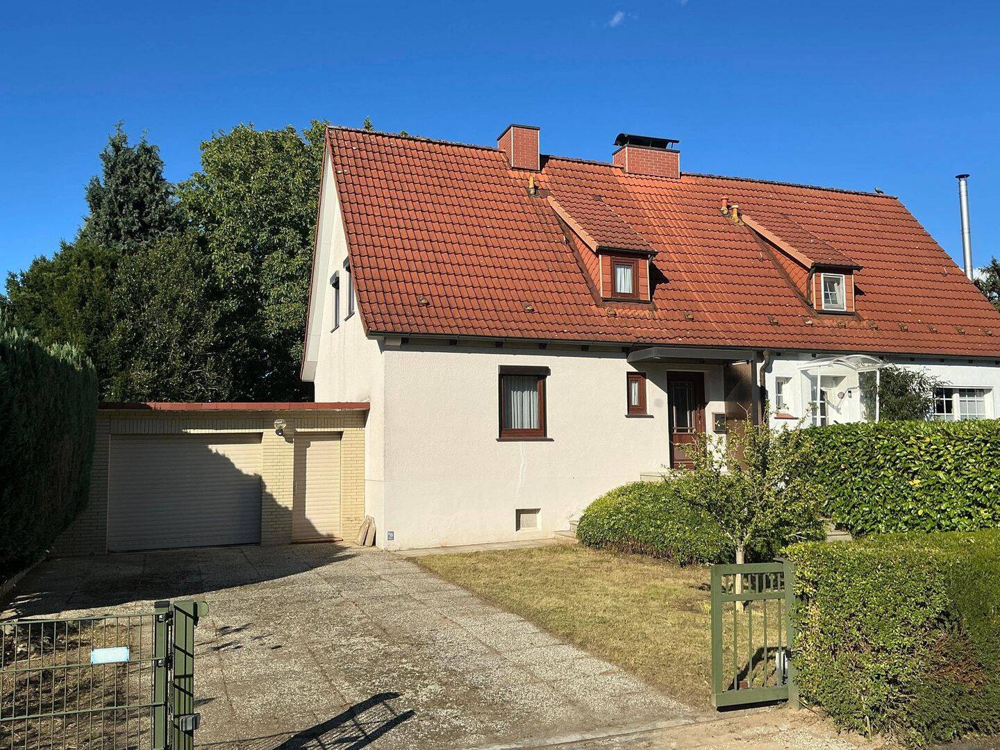 Doppelhaushälfte auf Erbpachtgrundstück in St. Jürgen, 23562 Lübeck (Sankt Jürgen)