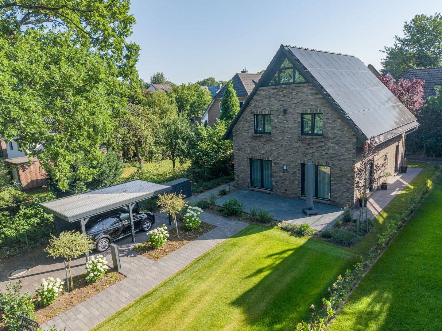 Exklusives Designerhaus am Naturschutzgebiet in Poppenbüttel – energieeffizient und bezugsbereit, 22399 Hamburg (Wandsbek Hummelsbüttel Lemsahl-Mellingstedt Poppenbüttel)