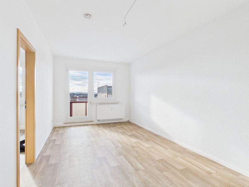 3-Raum-Wohnung mit Balkon auf dem südlichen Sonnenberg, 9130 Chemnitz (Hilbersdorf Sonnenberg Yorckgebiet Zentrum)
