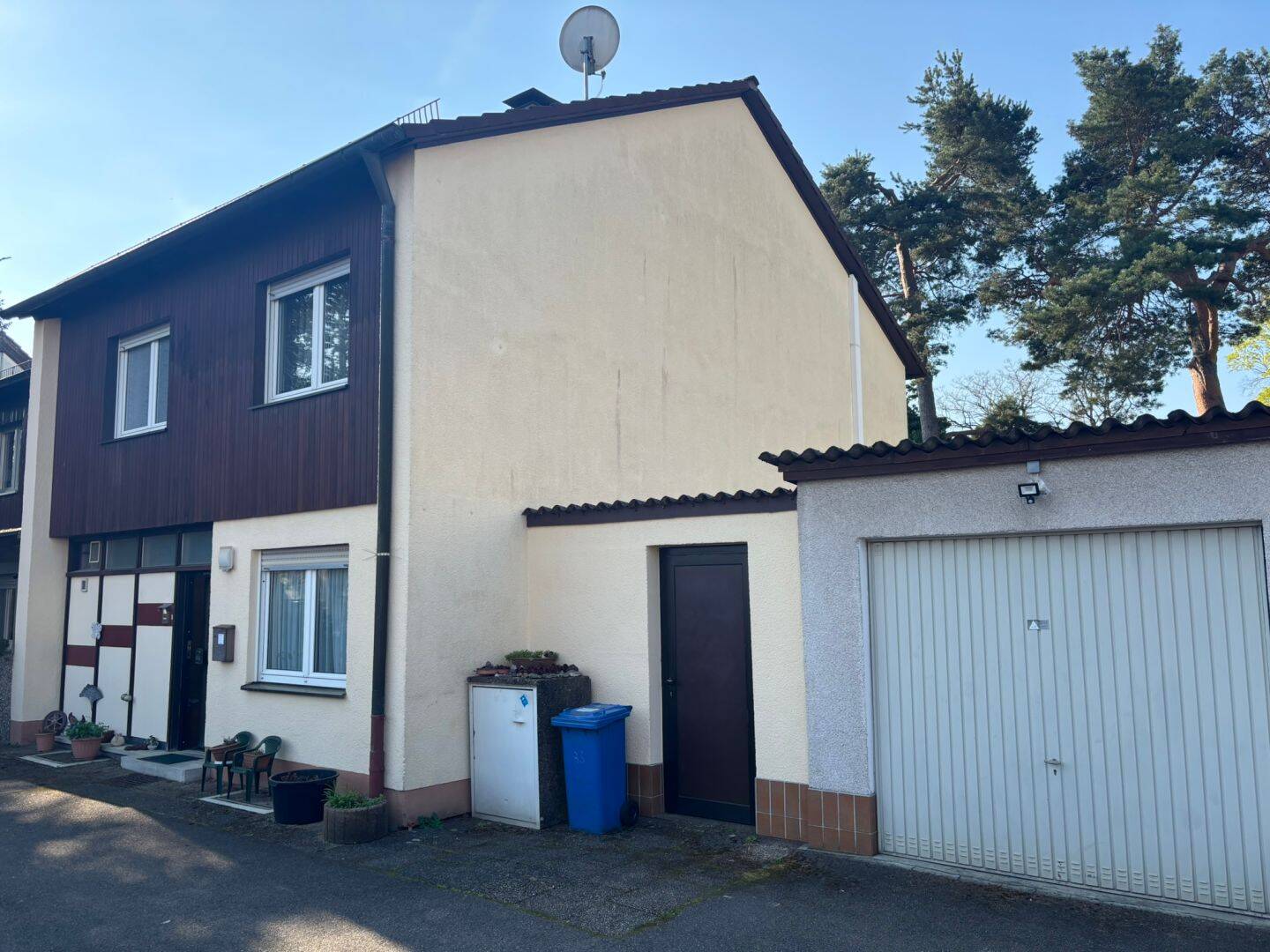 Familiengerechtes Wohnen mit Garten, Balkon und nachhaltiger Technik in Fürth, 90766 Fürth (Eigenes Heim Hardhöhe Unterfarrnbach Weststadt)
