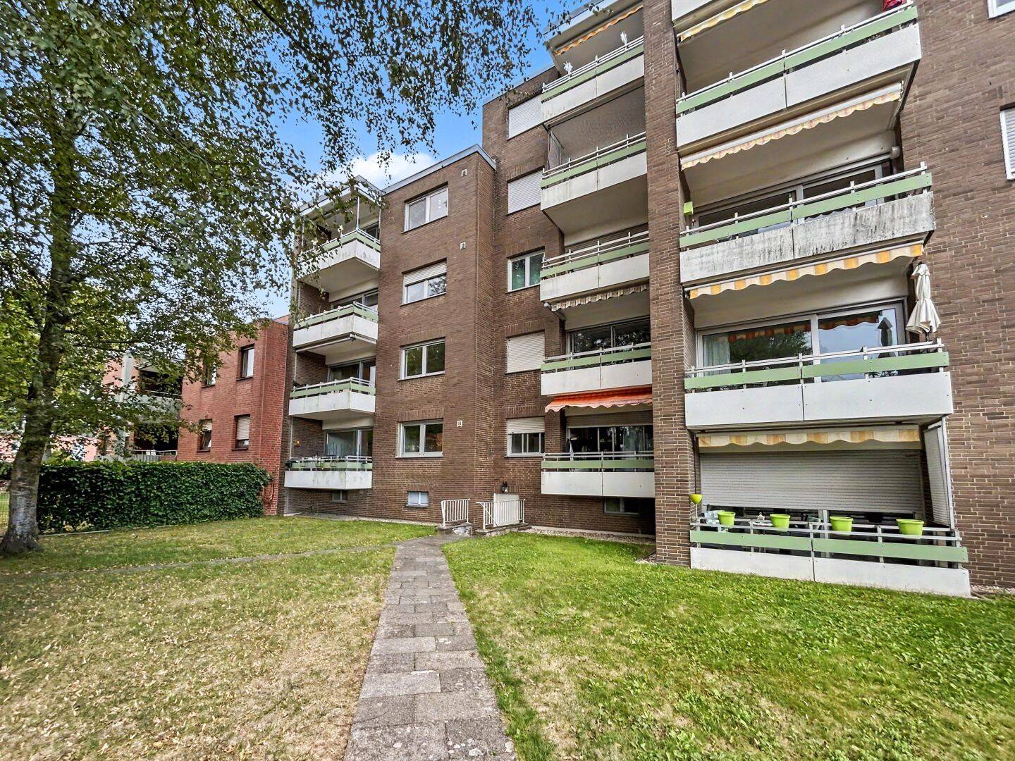 Schöne 3-Zimmer Hochparterrewohnung in Mönchengladbach-Lürrip, 41065 Mönchengladbach (Hardterbroich Hermges Lürrip Pesch)