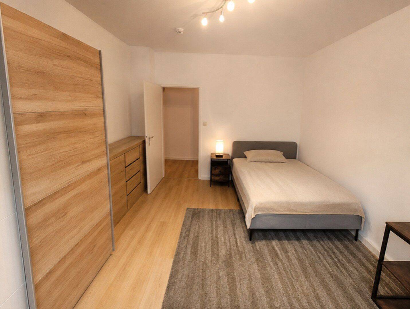Schöne teilmöblierte 3-Zimmer-Wohnung in der Pirkheimer Straße in Nürnberg zu vermieten, 90409 Nürnberg (Großreuth h. d. Veste Gärten h. d. Veste Maxfeld Schoppershof)