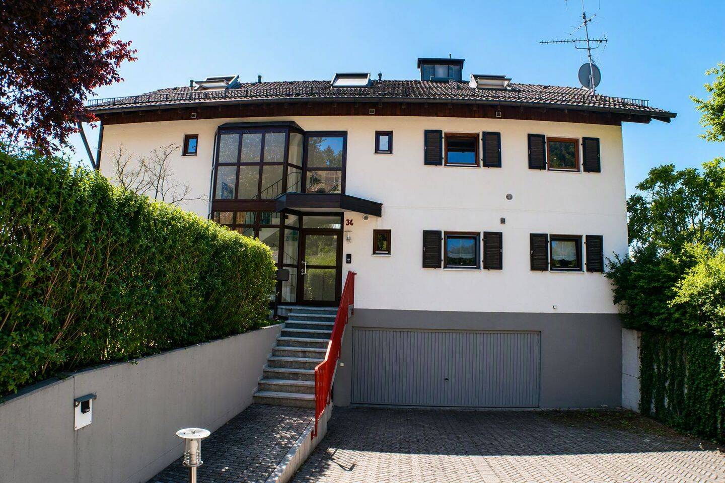 Vermietete, großzügige 4,5-Zimmer-Maisonettewohnung mit Weitblick in Steinen-Hägelberg, 79585 Steinen