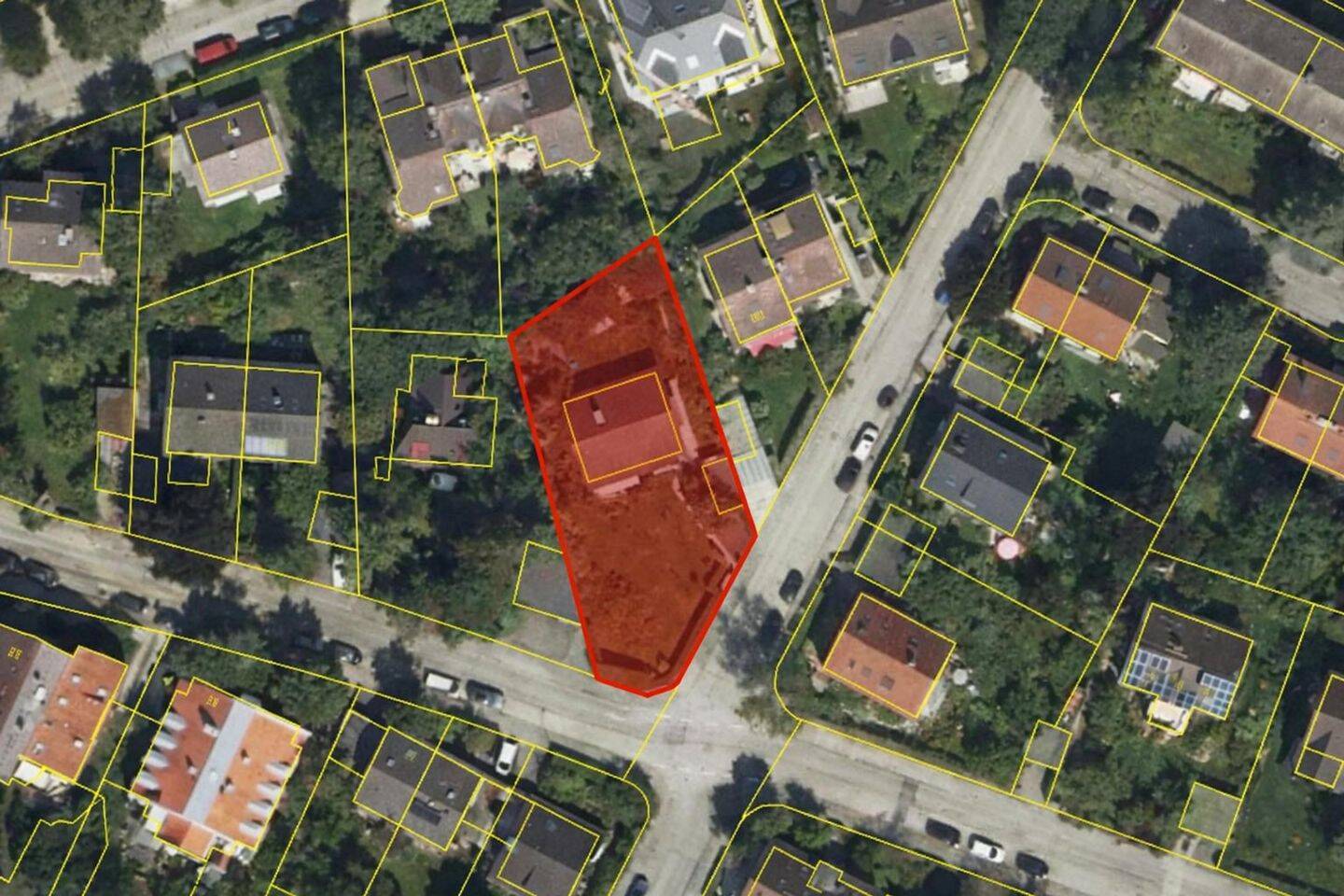 Attraktives Entwicklungsgrundstück mit großem Potenzial im begehrten Münchner Südwesten, 81475 München (Thalk. Obersendl.-Forsten-Fürstenr.-Solln)