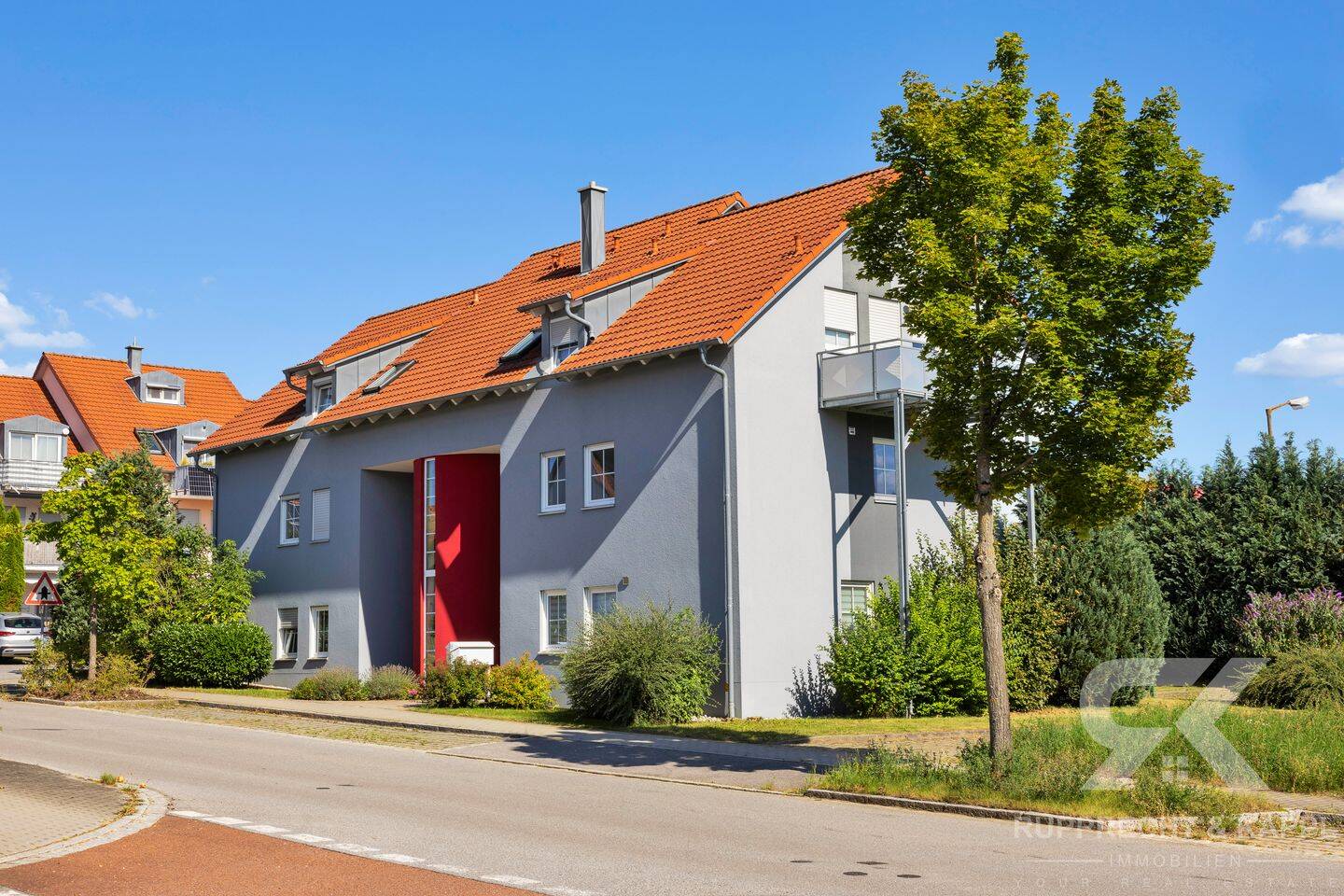 Gepflegte, helle 2-Zi.-Erdgeschosswohnung mit Terrasse, Garten und Stellplatz in ruhiger Wohnlage, 92245 Kümmersbruck