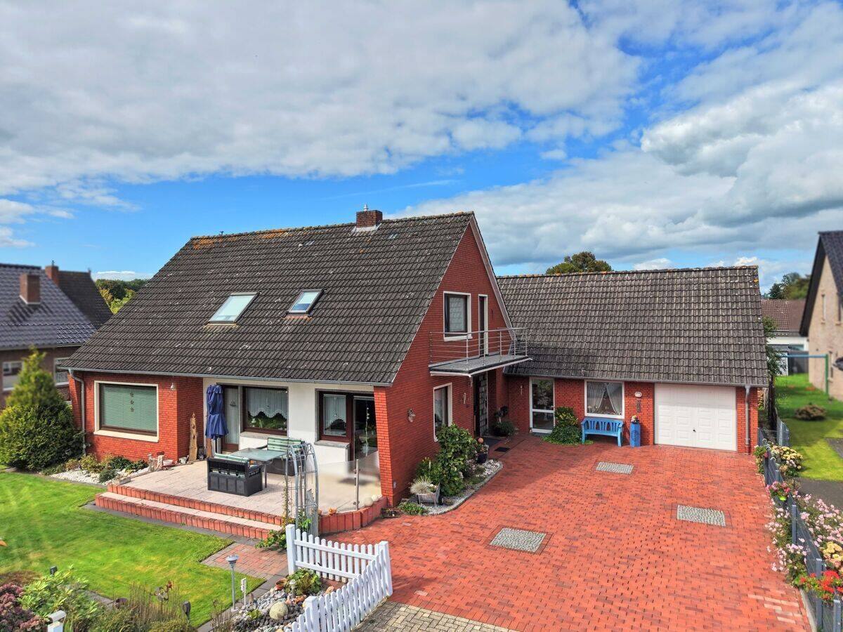 Großzügiges Einfamilienhaus mit Wintergarten, Garage & optimaler Verkehrsanbindung, 26802 Moormerland