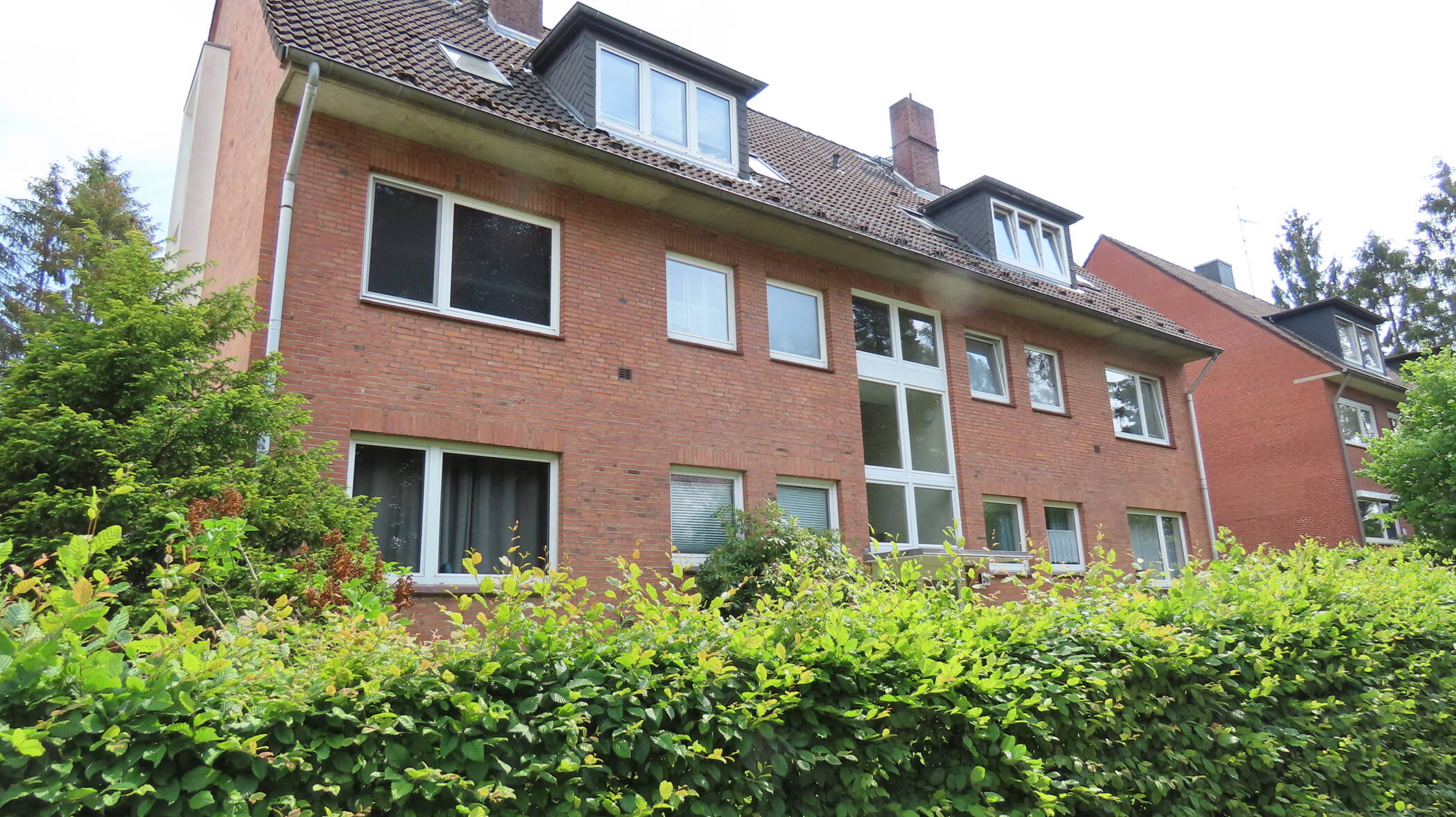2-3 Zimmer Wohnung mit großem Balkon, 22399 Hamburg (Wandsbek Hummelsbüttel Lemsahl-Mellingstedt Poppenbüttel)