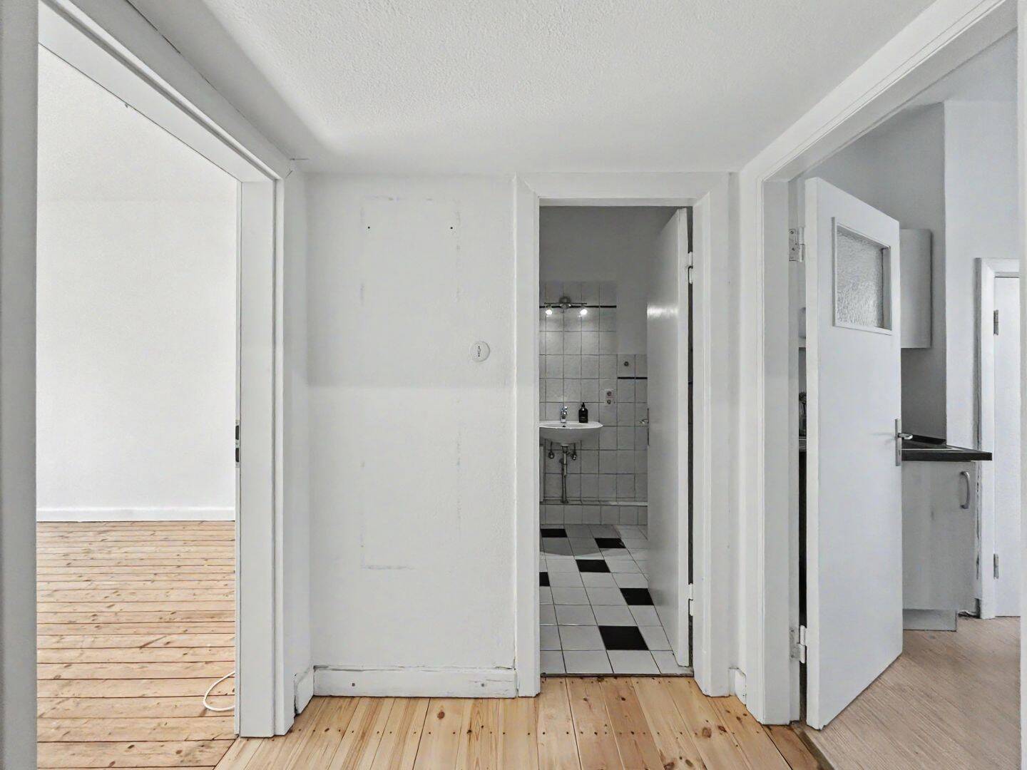 Lichtdurchflutete 1,5-Zimmer-Wohnung mit Balkon in Hamburg-Barmbek-Nord, 22307 Hamburg (Hamburg-Nord Barmbek-Nord)