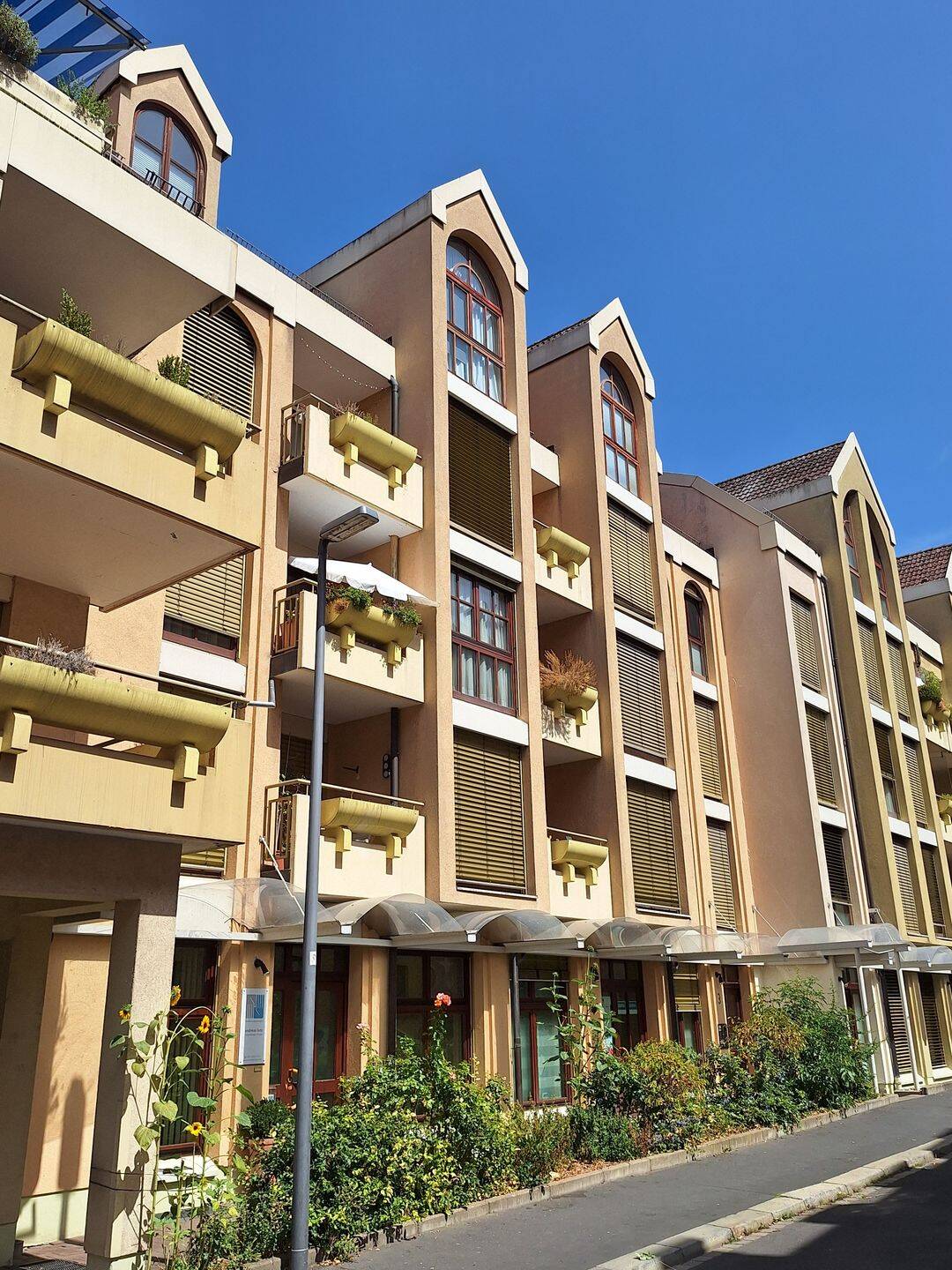 Provisionsfrei ! Helle 1-Zimmer Wohnung direkt am Main – Top Lage, 97070 Würzburg (Altstadt)