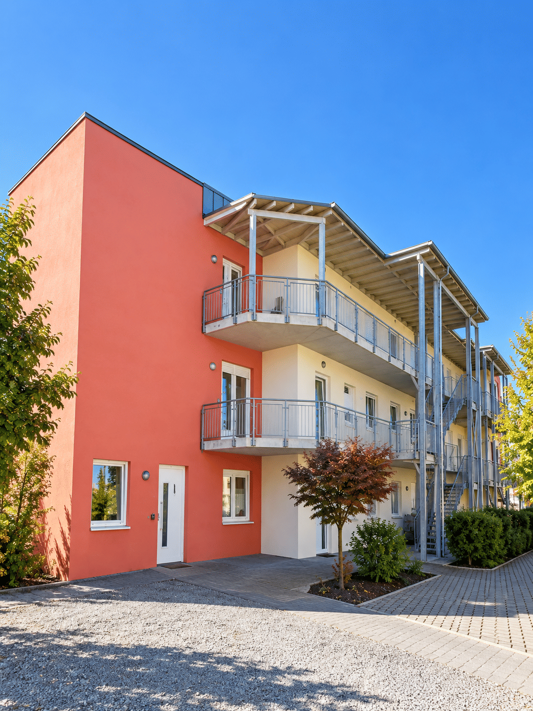 Helle 3-Zimmer-Wohnung mit Südwestbalkon in Cham, 93413 Cham