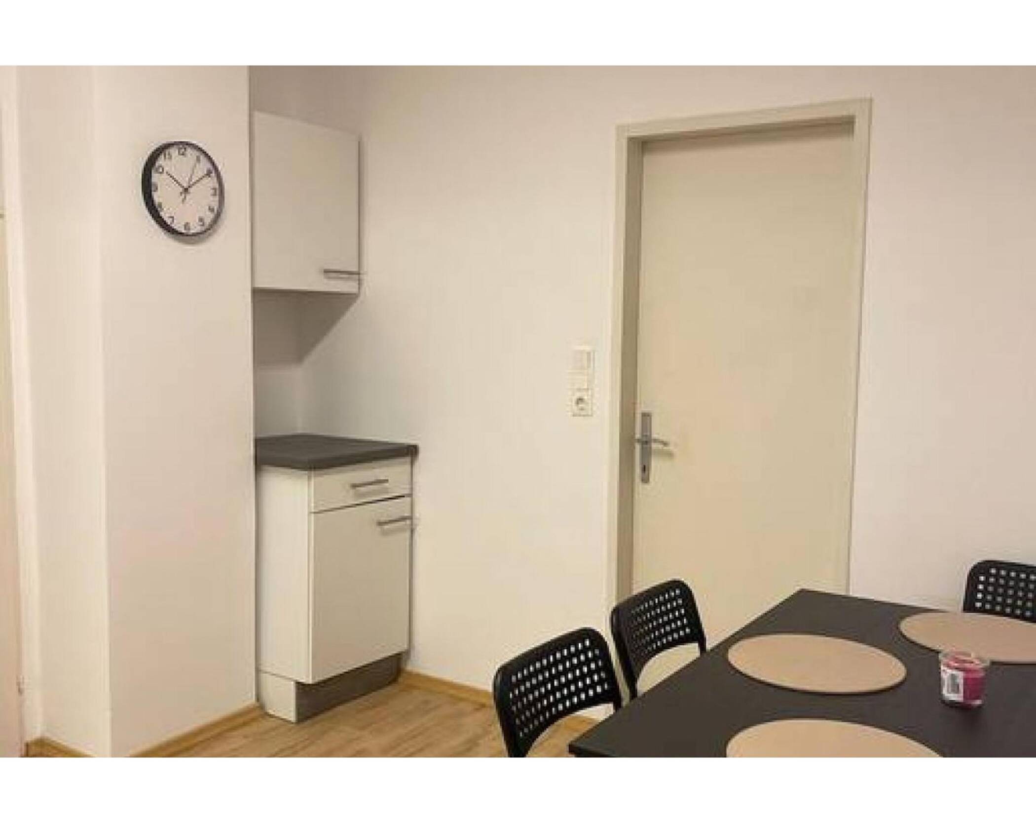 1-Zimmer-Wohnung mit allem, was Sie brauchen, eingerichtet, 17034 Neubrandenburg
