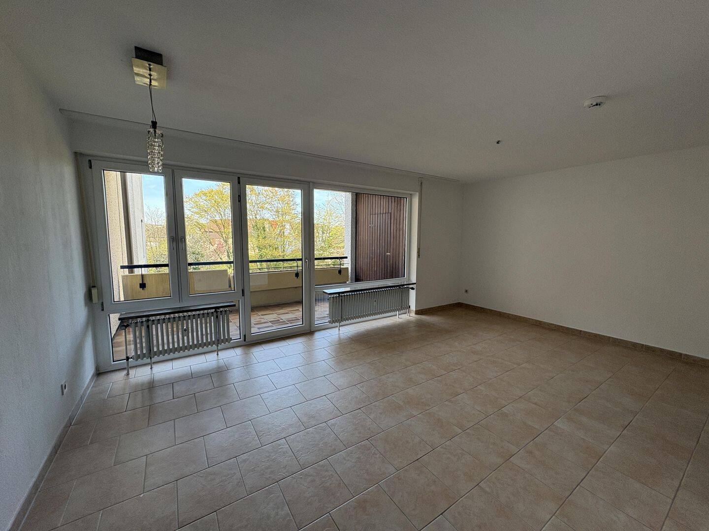 1-Zimmer Wohnung auf der Diezenhalde zu vermieten!, 71034 Böblingen