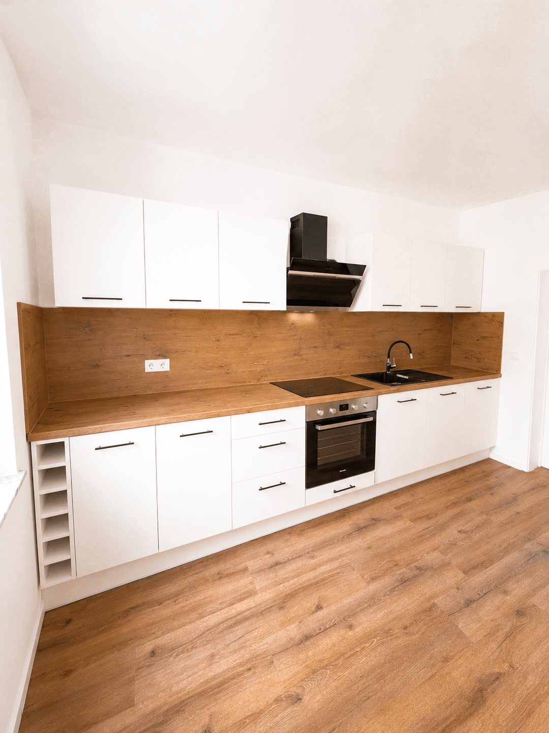 Kernsanierte 4-Zimmer-Wohnung mit moderner Einbauküche in zentraler Lage, 6110 Halle (Saale) (Damaschkestraße Gesundbrunnen Innenstadt Lutherplatz Saaleaue)