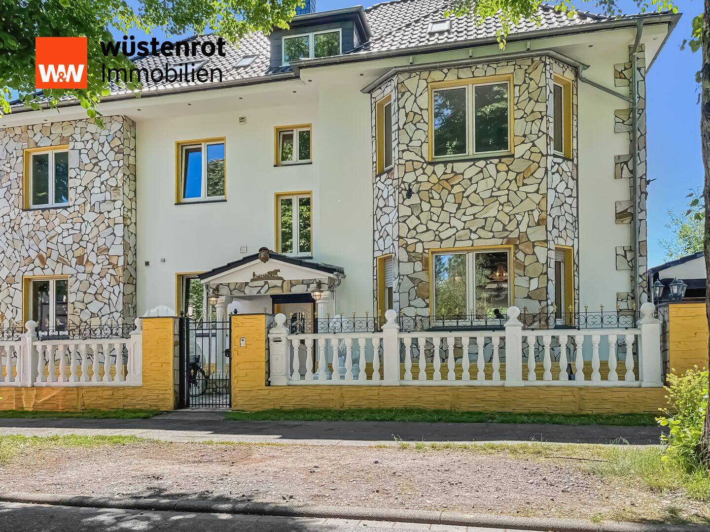 Exklusive Stadtvilla mit mediterranem Flair in bester Lage von Recklinghausen, 45659 Recklinghausen