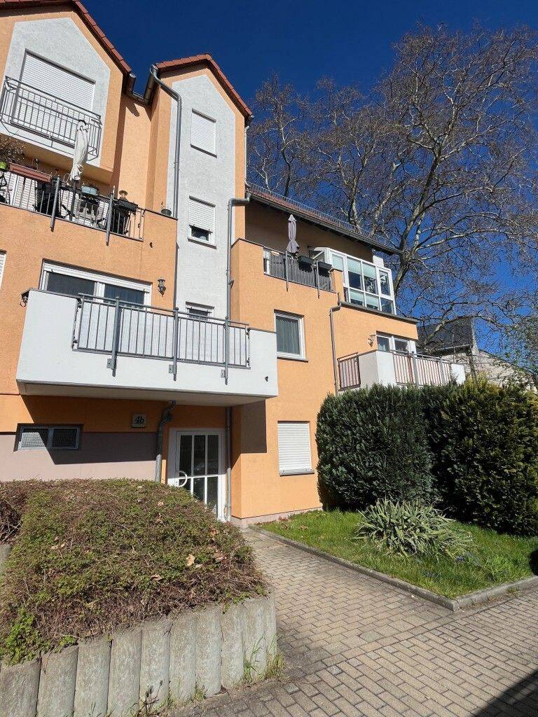 1,5-RW mit Terrasse im EG+Garage sucht Nachmieter, 9228 Chemnitz (Murschnitz Wittgensdorf Zentrum)