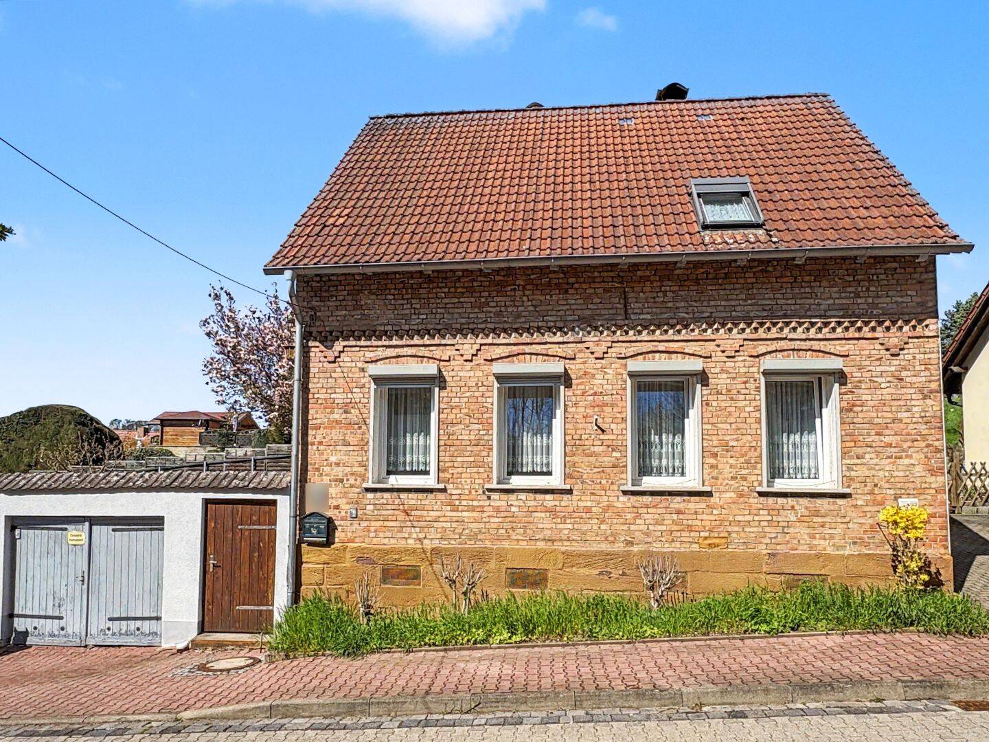 Charmantes Einfamilienhaus mit Ausbaureserve in ruhiger Lage von Ahlsdorf, 6313 Ahlsdorf